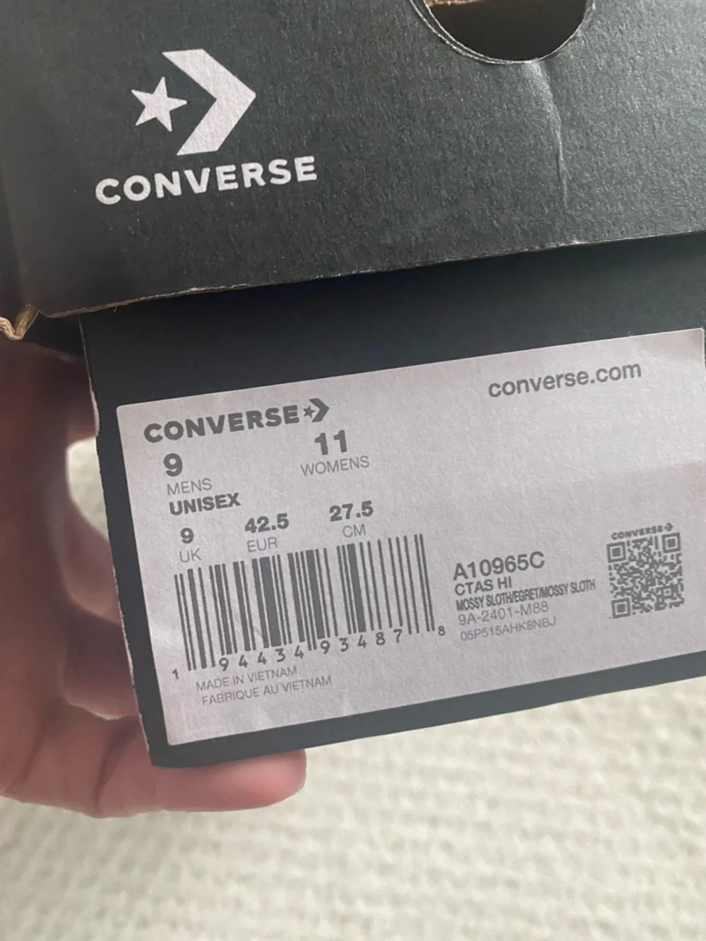 New in box Converse High Top Sneakers in Olive Canvas, size men’s 9/women’s 11 - Picture 6 of 6